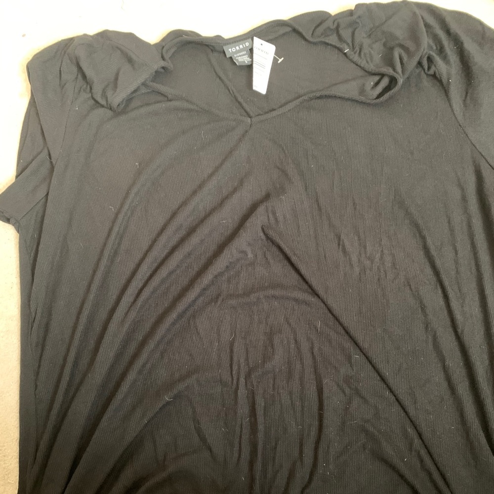 Torrid black top with pull string on the sides